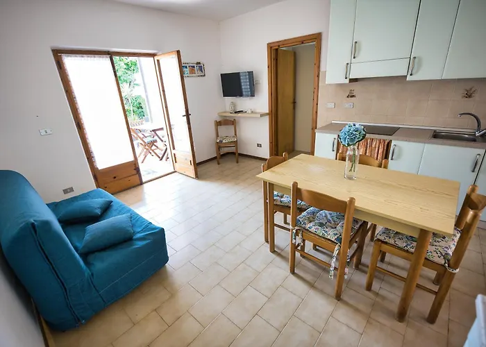 Holiday home Alloggi Del Mirto A Morcone - Goelba