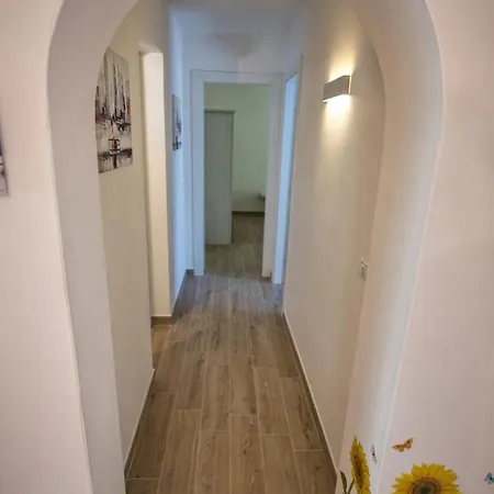 Alloggi Del Mirto A Morcone - Goelba Каполивери