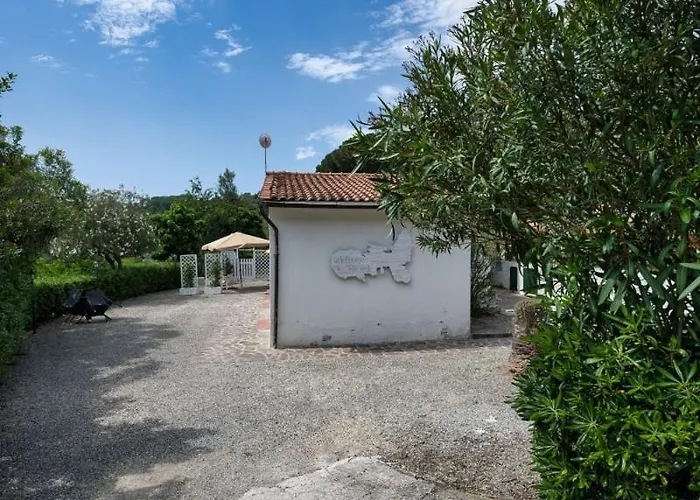 Holiday home Alloggi Del Mirto A Morcone - Goelba *
